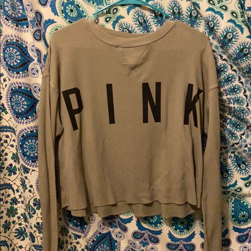 pink long sleeved shirt